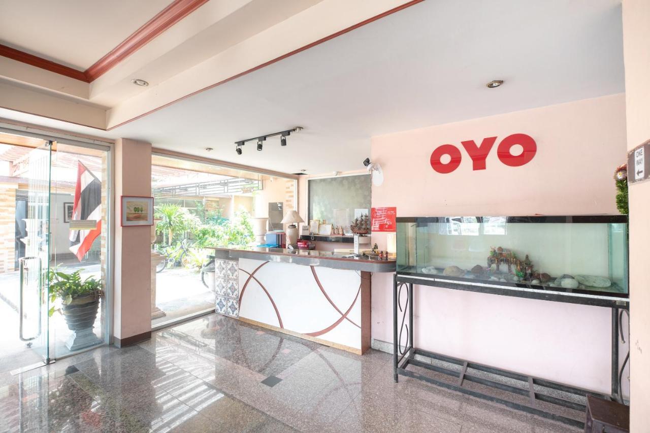 Oyo 519 B Min Airport Hotell Bangkok Exteriör bild